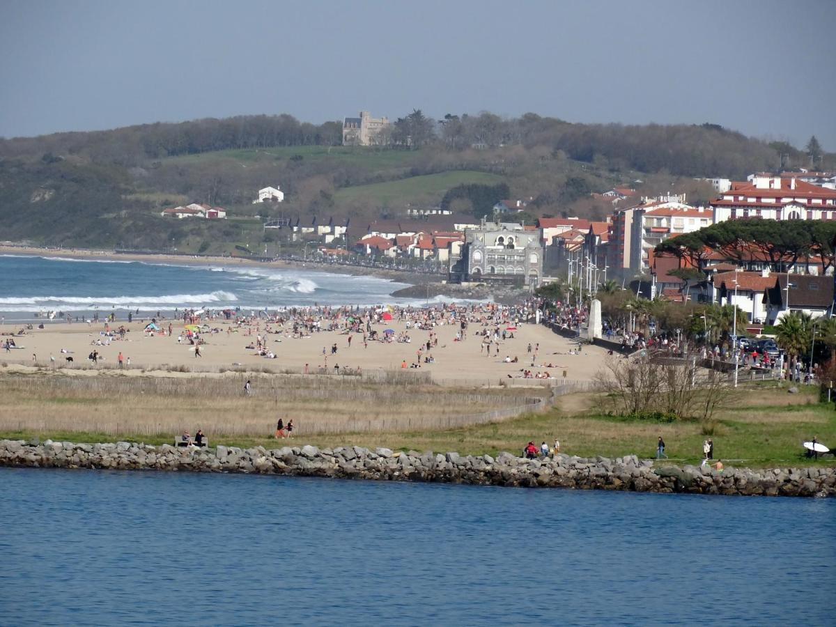 Txingudi By Basquelidays Apartment Hondarribia Exterior photo